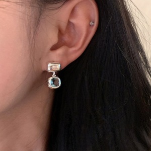 Pendientes Colgantes de Plata de Ley S925, Color Azul Agua Claro, Azul Marino, Estilo Rock Sugar, Versátiles para Uso Diario, Elegantes, Exquisitos y de Alta Gama - Product Image 4