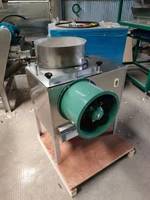 Équipement de traitement automatique de l'ail Machine à éplucher l'ail Prix de la machine à éplucher l'ail