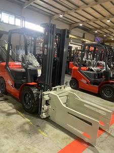 Carrello Elevatore Idraulico da 2 Tonnellate CPQD20 per Logistica, Attrezzatura per Movimentazione Materiali Made in China, Piccolo Carrello Elevatore a Benzina con Motore Importato - Product Image 2