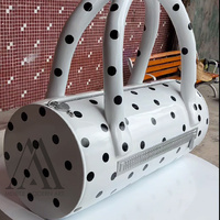 Fibre de verre vente au détail affichage accessoire Promotion Boutique fenêtre visuel merchandising usine personnalisé géant sac à main Sculpture