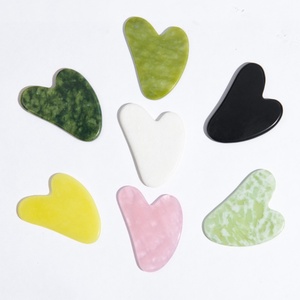 Herramienta Facial de Piedra Gua Sha de Cuarzo Rosa, Piedra Bian y Jade Real con Logotipo Personalizado para Masaje Corporal - Product Image 1