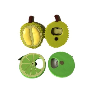 Abridor de Botellas Magnético Personalizado <span class=keywords><strong>para</strong></span> Recuerdo de Boda, Recuerdo de Despedida de Soltera, Regalo - Product Image 3