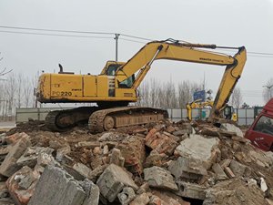 รถขุด Komatsu มือสองรุ่น Pc220-6 Pc110 Pc120 Pc130 Pc200 Pc210 Pc220 Pc200-6 Pc300 Pc270 - Product Image 5