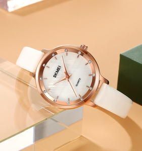 Montre à quartz pour femme SKMEI 2170, fabriquée en Chine, prix bas, bracelet en cuir, étanche 3ATM - Product Image 1