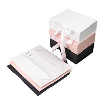 Boîte d'emballage cadeau de chaussure à cheveux pliable magnétique pliable de luxe personnalisée Boîte de papier pliable avec ruban