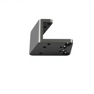 CNC-Fräsen von Aluminium in Vietnamesischer Fabrik - Product Image 3