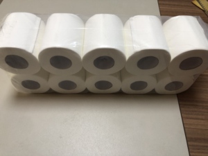Papier toilette jetable 3 plis gaufré, <span class=keywords><strong>absorbant</strong></span>, écologique, biodégradable, en gros, en grandes rouleaux, en pâte de bois vierge - Product Image 4