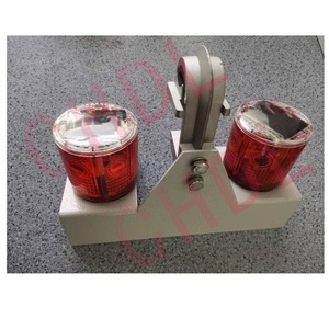 Feu de signalisation solaire à double tête rouge en aluminium 263X214X95 Szsw2730 pour avertissement sur ligne électrique - Product Image 1