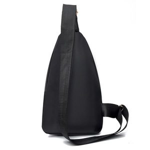 กระเป๋าคาดอกไนลอนผู้หญิงแฟชั่นใหม่ ลายตารางเพชร กระเป๋าสะพายข้างแบบสะพายไหล่ ความจุขนาดใหญ่ สำหรับปั่นจักรยานและเดินทาง - Product Image 3