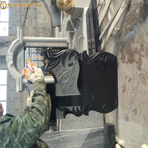 หินแกรนิตสีดำเรียบง่ายพร้อมพื้นผิวขัดเงาสำหรับพิธีการดีไซน์ทันสมัยแบบยุโรป - Product Image 2