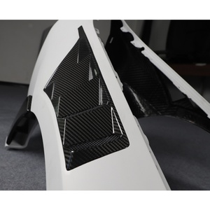 Guardabarros de Fibra de Carbono OUER 2022-2025 para M2 G42/G87, Nuevo, Estilo Semi-Transparente, Garantía de 1 Año - Product Image 2