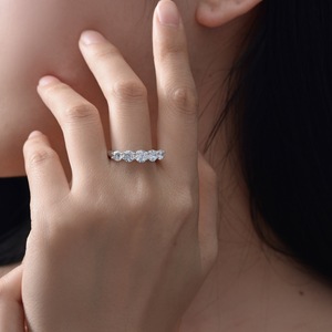 Anillo de Compromiso de Plata de Ley S925 con Baño de Rodio y 5 Circonitas, Ideal para Regalo de Boda o Fiesta, Gran Venta - Product Image 6