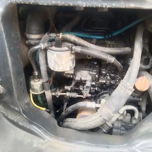 Mini-excavatrice Komatsu PC35MR d'occasion, 3,5 tonnes, moteur Cummins, pompe hydraulique Kawasaki, moteur d'origine japonaise, 1200-2000 heures, 90% neuve - Product Image 5