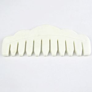 Peigne multifonctionnel à main Xiuyan Gua Sha Peigne de massage naturel du cuir chevelu Outils de massage et de coiffure pour la tête Merdian Caring - Product Image 4