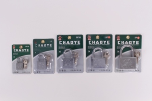 Cadenas carré à aube en acier chromé étanche de haute qualité avec 3 clés à aubes en acier cadenas de 30MM - Product Image 6