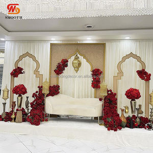 भारतीय मुस्लिम विवाह पार्टी की मेहराब की पृष्ठभूमि में आकर्षक आकर्षक शाही शैली - Product Image 2