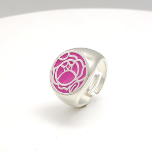 <span class=keywords><strong>Anillo</strong></span> de Sello de Rosa en Oferta, <span class=keywords><strong>Anillo</strong></span> Abierto Ajustable con Flor Rosa, Joyería de Cosplay de Anime <span class=keywords><strong>Utena</strong></span> Tenjou Anthy Himemiya al por Mayor - Product Image 3