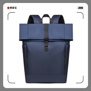 Mochila de negocios y de ocio para hombre con tapa enrollable - Product Image 5