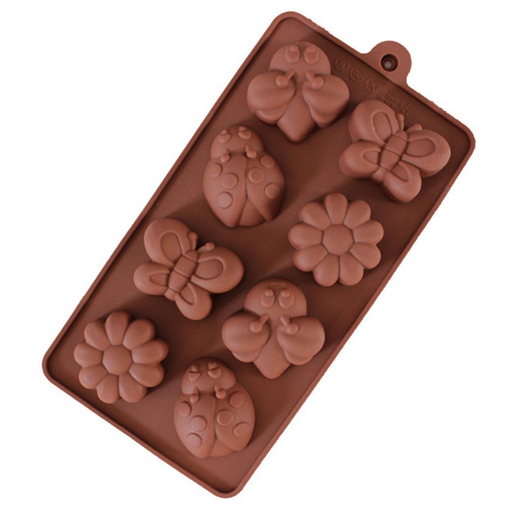 8-piece insect mold