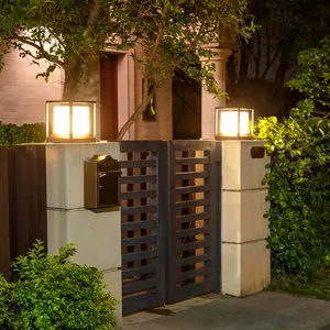 Luz de portão de pilar impermeável para exterior, design simples, luz branca quente de temperatura