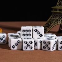 Dés à six faces en résine monochrome carrée de 16 mm, imprimés sur mesure avec logo personnalisé pour les jeux de société Dragons & Dungeons