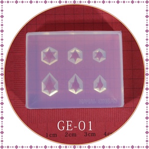 Nail Art DIY 3D UV <span class=keywords><strong>Gel</strong></span> Acrylique Moule Designs Fleurs Marguerite Mini Nail Art Sculpture Moule Résine Moules Silicone Nail Modèle - Product Image 1