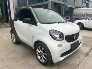 <span class=keywords><strong>Smart</strong></span> <span class=keywords><strong>Fortwo</strong></span> Pure 1.0L Hardtop d'occasion 2015 - Conduite réactive, fonctionnalités intuitives, bien entretenu, prêt à l'exportation, berline - Product Image 2