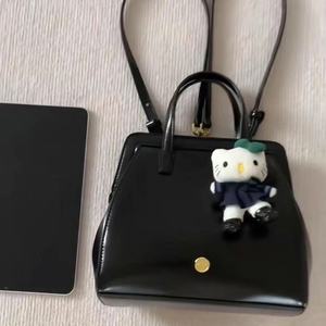 Nouveau sac à dos bandoulière Kailuden pour femme, style rétro coréen, noir, doublure en polyester de luxe, motifs variés, parfait pour l'automne - Product Image 4