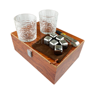 Cubos de hielo de acero inoxidable, juego de regalo personalizado, piedras reutilizables <span class=keywords><strong>para</strong></span> whisky - Product Image 5