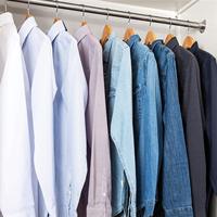 1 Cintre de rangement en bois naturel antidérapant et indéformable pour vêtements, manteaux et pantalons