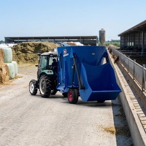 Nouveau mélangeur vertical TMR Hinda de 12 m³ pour l'élevage de moutons/bovins, remorque à ensilage, entraînement par prise de force, haute productivité - Product Image 4