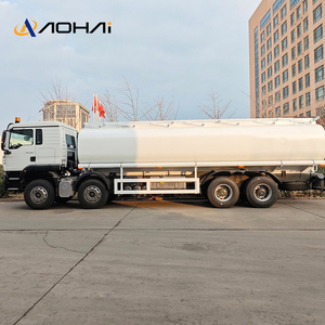 Camion-citerne à carburant diesel HOWO TX 8X4 25000L neuf avec moteur Weichai 351-450HP, transmission automatique - Product Image 5