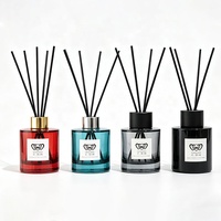 Diffuseur de parfum en verre multicolore personnalisé ADANA avec bâtonnets en fibre, décoration aromatique pour la maison, idéal pour les cadeaux souvenirs