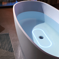 Baignoire Balnéo Autoportante Moderne en Acrylique Écologique Portable avec Vidange, Design Ovale Blanc pour Bain Profond dans les Appartements