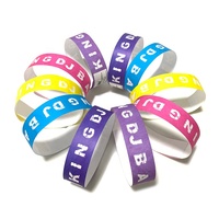 Pulsera de código QR personalizada para fiesta, banda de papel desechable con billete de identificación, barata