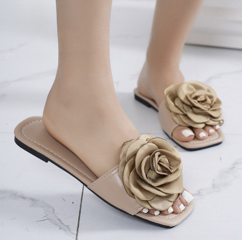 Ladies Summer Flat Shoes Beach plus size Women slippers Fancy