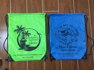 Sacs à dos à cordon - Sacs de sport pour enfants en polyester, sacs promotionnels pour la gym, style tendance, option logo personnalisé - Product Image 4