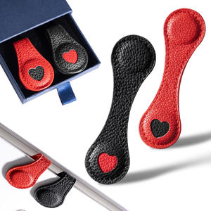 Segnalibro Magnetico a Cuore Durevole, Segnalibro in Pelle PU per Regali Festivi e <span class=keywords><strong>Club</strong></span> <span class=keywords><strong>del</strong></span> Lettura, Regali Personalizzati per Coppie - Product Image 5