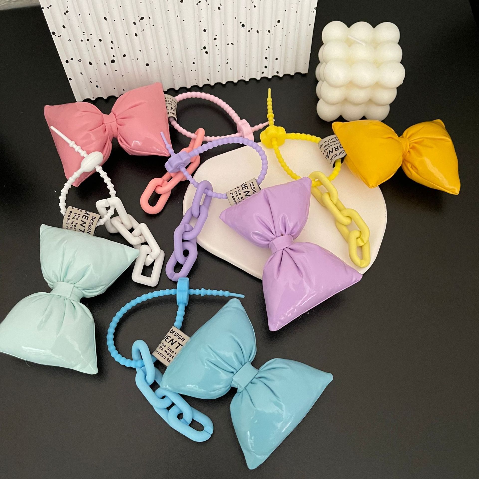 Promotional Soft Silicon Fan Lanyard 6cm Short Finger Silicon Cup Electronic Device Holding Lanyard With Nylon String Image 4