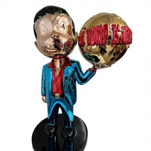 Esculturas de Diseño de Alta Gama con Acabado Brillante de Scrooge McDuck en Dorado, Decoración Pop Art de Lujo para Oficina y Hogar Modernos - Product Image 1