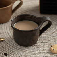 Tasse en céramique rustique faite à la main, irrégulière, empilable, en grès cuit au four, pour café et thé, vente en gros, logo personnalisé