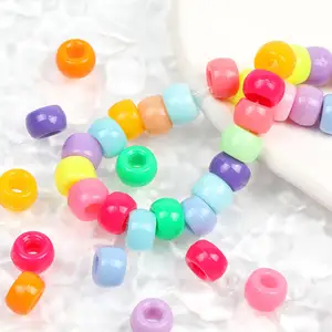Vente en gros, perles rondes en plastique de couleur mixte, perles de poney plates en acrylique pour la fabrication de bracelets pour enfants