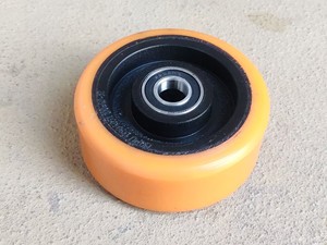 भारी शुल्क 3.15 "x 2.75" / 7 "x 2" पॉलीयूरेथेन पैलेट जैक पहियों खुदरा उद्योगों के लिए नई स्थिति फैक्टरी मूल्य - Product Image 3