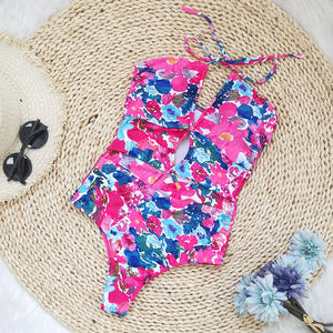 Maillot de bain une pièce Rose rouge fleuri avec bretelles ras-du-cou et jupe, tenue de plage dos nu, nouvelle collection <span class=keywords><strong>2022</strong></span> - Product Image 3