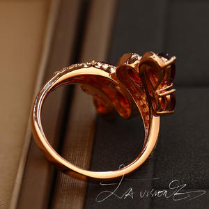 แหวนวินเทจประดับหยกและพลอยแกรนเนตธรรมชาติ พร้อมแซฟไฟร์สังเคราะห์สีขาว จากคอลเลคชั่น Counterattack Series - Product Image 4