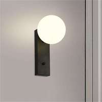 Lampe murale LED moderne et élégante à plusieurs têtes pour chambre à coucher et décoration d'escalier d'hôtel 220V
