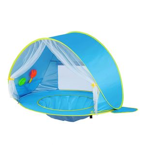 Abri de plage bleu en maille facile à installer avec protection solaire UPF50+ anti-UV pour bébés et tout-petits, idéal pour le camping en extérieur et les jeux à la piscine - Product Image 1