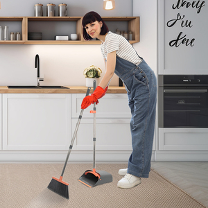 Juego de escoba de alta resistencia Holamopa, cabezal de cerdas giratorio para limpieza del hogar y eliminación de vello de mascotas, recogedores incluidos - Product Image 6