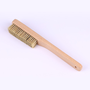 Eco friendly pure natural boars hair climb chalk brush and rock climbing brush boar with wood handle