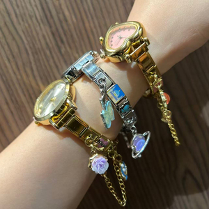En gros, Bracelet de charms italiens 9 mm en acier inoxydable avec base cœur et motif cadran de <span class=keywords><strong>montre</strong></span> 'love', et montres à charms italiens en forme de cœur en gros - Product Image 2